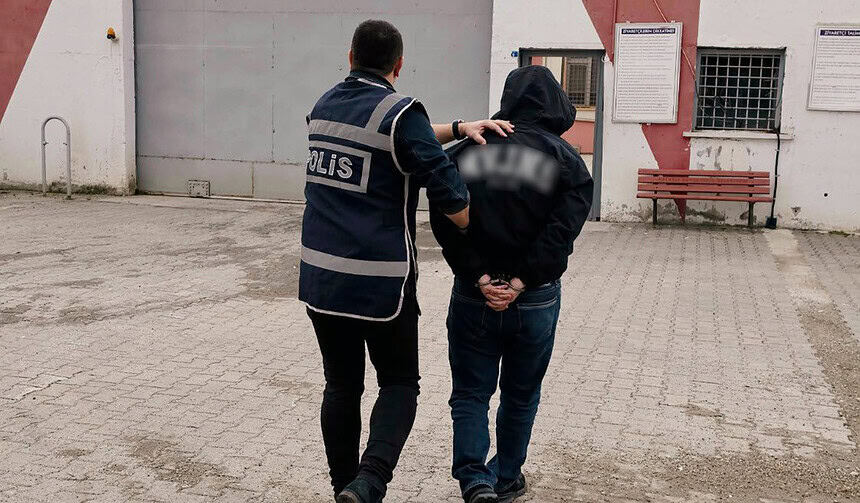Uyuşturucu Ticareti ve Kasten Yaralama Suçlarından 19 Yıl Hapis Cezasıyla Aranan Şahıs Derince'de Yakalandı!