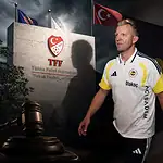 Dirk Kuyt'a Verilen 50 Bin TL Para Cezası Onandı: Tahkim Reddetti