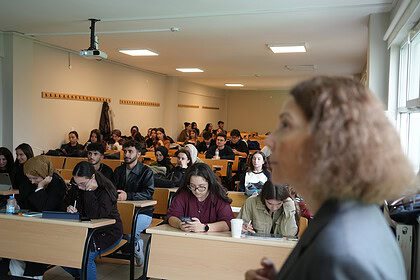 YÖK’ün Yeni Eğitim Modeli: Kocaeli Sağlık ve Teknoloji Üniversitesi'nde Daha Az Ders Daha Çok Proje!