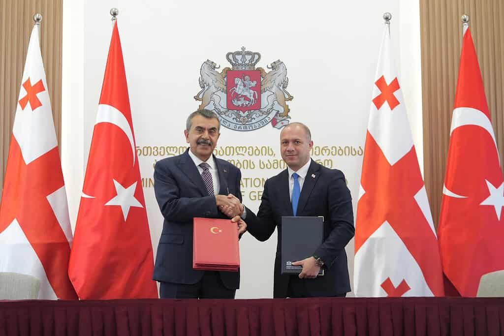 Türkiye İle Gürcistan Arasında Eğitimde İş Birliği Anlaşması İmzalandı: Bakan Yusuf Tekin Tiflis’te