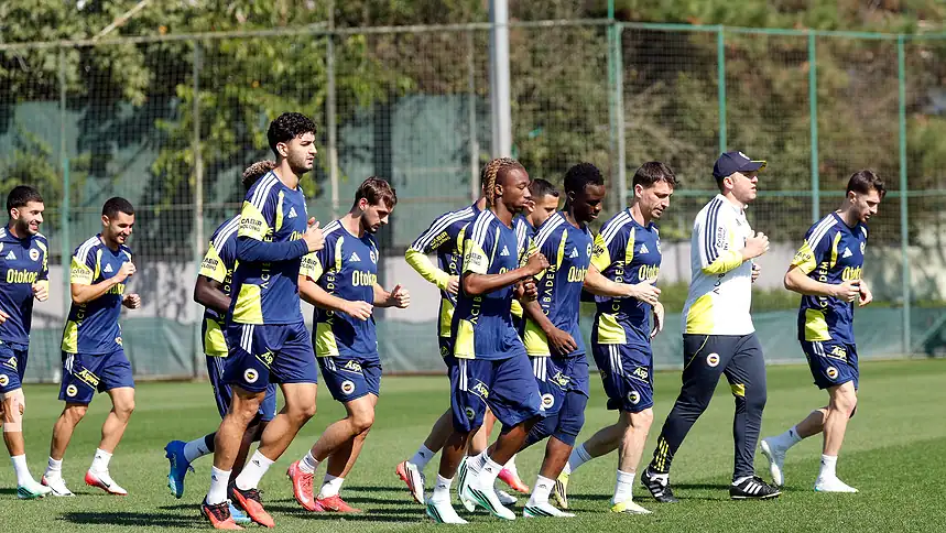 Fenerbahçe Aston Villa Mesaisine Başladı