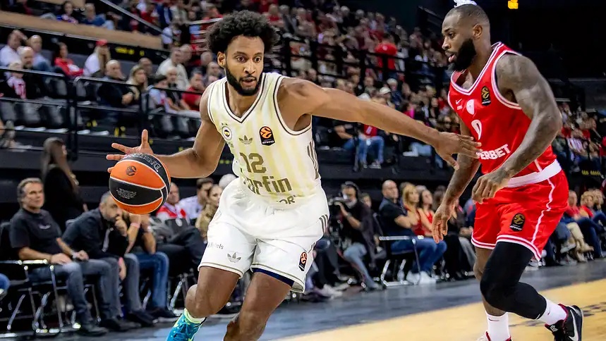 Fenerbahçe'den Yunanistan'da Muhteşem Geri Dönüş! Son Şampiyonu Deplasmanda Devirdi