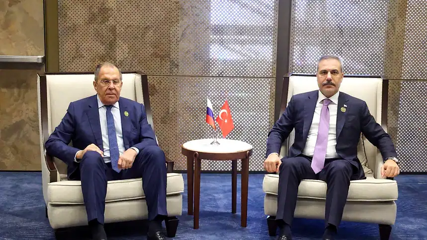 Fidan, Bakü'de Lavrov ile Görüştü: CICA Zirvesi'nde Kritik Temas