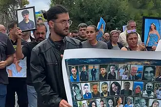 Filo Jet Faciasında Aileler Girne Limanı'na Yürüdü: "Katil Filo Hesap Verecek"