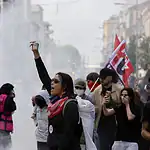 Fransa'da Lise İsyanı Büyüdü: 400 Okul Kapandı, 600 Gözaltı