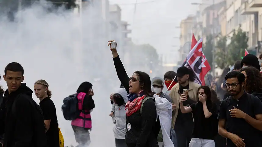 Fransa'da Lise İsyanı Büyüdü: 400 Okul Kapandı, 600 Gözaltı