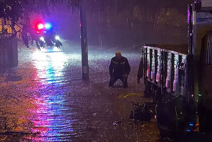 Gebze'de Şiddetli Sağanak: Mevlana Mahallesi Ve Bahardere Caddesi Su Altında Kaldı!