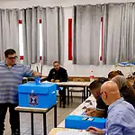 İsrail Savaş Sonrası İlk Seçimi İçin Sandık Başında: Netanyahu ile Eisenkot Başa Baş Yarışıyor