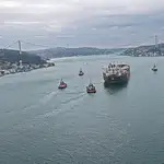 İstanbul Boğazı Saldırıya Uğrayan Dev Tanker İçin Trafiğe Kapatıldı