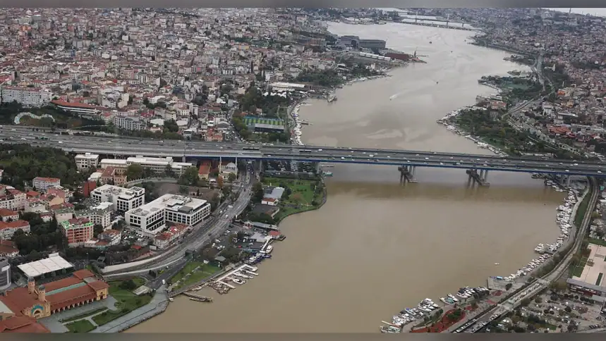 İstanbul'daki Selde Kayıplar İçin Özel Ekip Kuruldu! 159 Kişi Haliç'e Kadar Arama Yapıyor