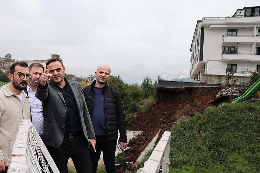 Başkan Özlü Başiskele'deki Çökme Alanını İnceledi!