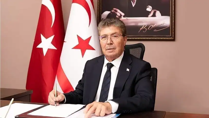 KKTC'de Üniversite Harçları Kalkıyor: KKTC Başbakanı Üstel 2027'yi İşaret Etti