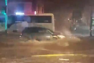 Kocaeli'de Cadde ve sokaklar göle döndü! O Anlar Kamerada!