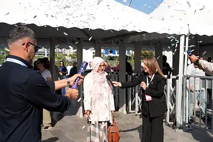 Kocaeli Kitap Fuarı Milyonuncu Ziyaretçisini Konfetiyle Karşıladı