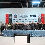 Kocaeli Afet Kriz Merkezi'nde Şiddetli Yağış Zirvesi: Kartepe Ve Kandıra İçin Önlemler Arttırıldı!