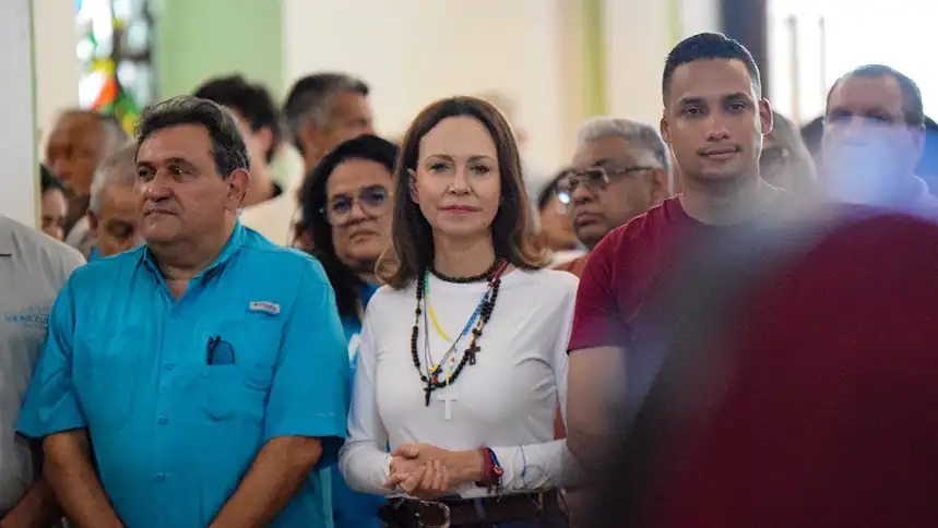 Machado Sürgün Sonrası Venezuela'ya Döndü: "Buradayım, Sizinleyim"