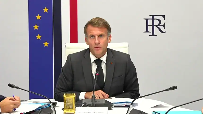 Macron Şiddetin Arkasında Organize Aşırı Sol Grupları Gösterdi: “Cumhuriyet’i Devirmeyi Amaçlıyorlar”