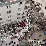 Maltepe'de Çöken Binada: Can Kaybı 2'ye Yükseldi, 2 Kişi Enkaz Altında