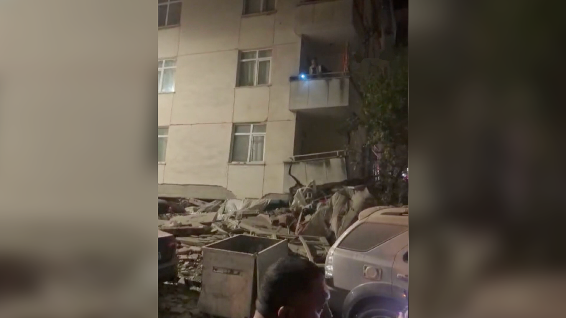 Maltepe'de Çöken Binanın İlk Anlarının Görüntüsü Ortaya Çıktı
