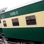 Pakistan'da Tren Köprü Yakınında Raydan Çıktı: 6 Ölü, 30 Yaralı