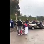 Avustralya'da Ragbi Taraftarlarının Arasına Otomobil Daldı: 2'si Ağır 10 Yaralı