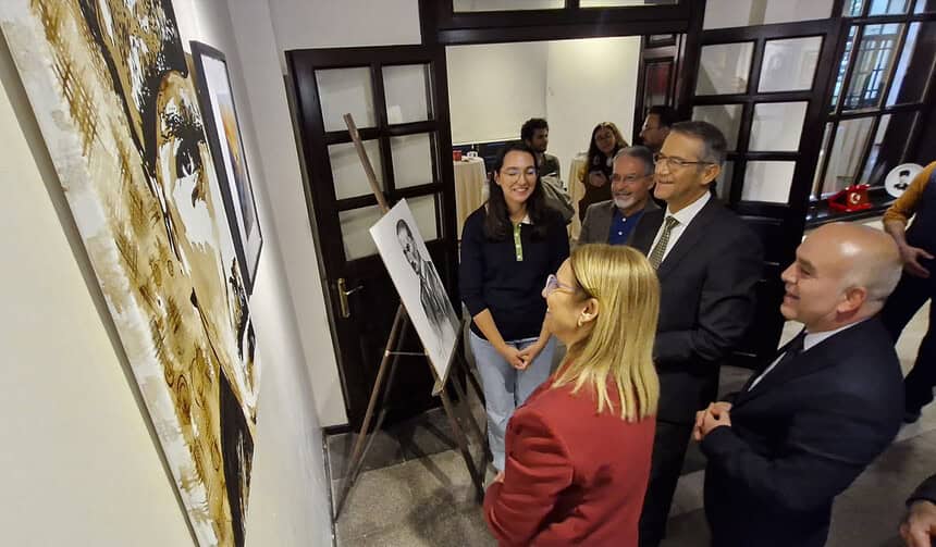 Kocaeli’de Cumhuriyetin 103. Yılı ve Sanat Karma Sergisi Açıldı: İzmit Tarihi Tren Garı’nda Ziyarete Açık!