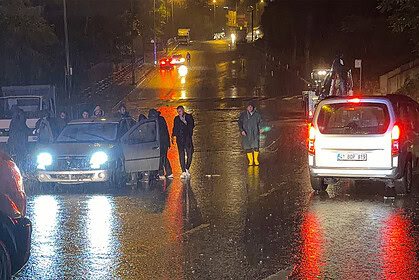Kocaeli Valiliği'nden Acil Yağış Uyarısı: Zorunlu Olmadıkça Trafiğe Çıkmayın!