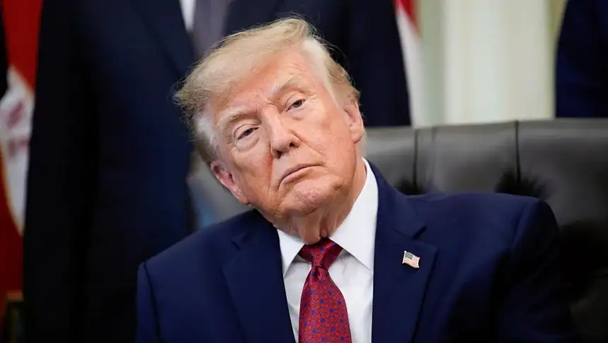 Trump Avrupa’yı Göçmenleri Sınır Dışı Etmeye Çağırdı: "Böyle Giderse Yakında Avrupa Diye Bir Şey Kalmayacak"