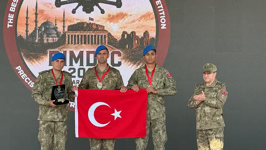 Türk Kara Kuvvetleri Uluslararası Uçangöz Yarışmasında Şampiyon Oldu