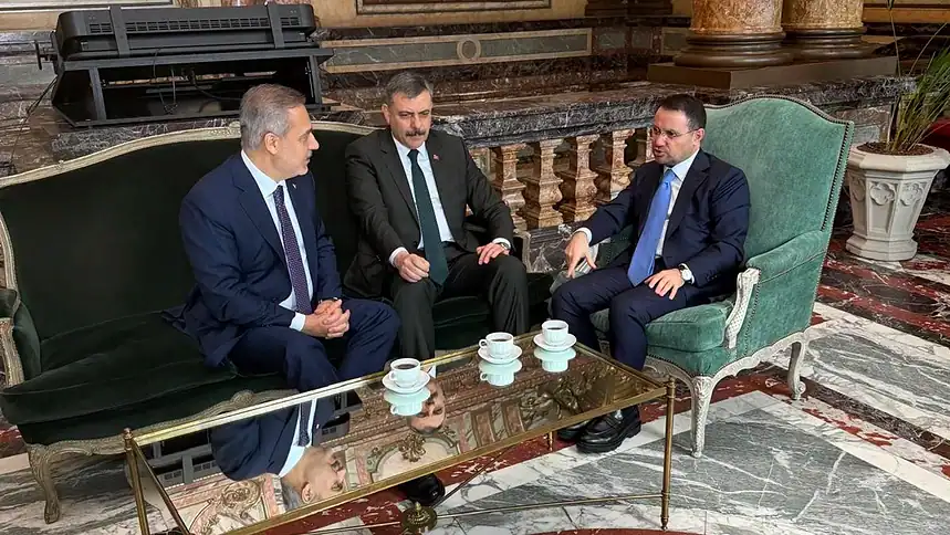Üç Bakan Brüksel'de Kahve Molasında Buluştu