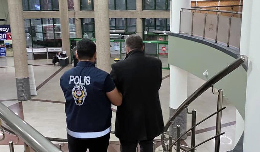 27 Yıl Hapis Cezası Bulunan Firari Kaçarken Otogarda Yakalandı!