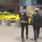 Yasadışı Üreme Ticareti Operasyonunda: Firari 2 Donör Havalimanında Yakalandı: Gözaltı 44'e Çıktı