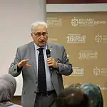 Yazar Aydın Kocaeli’de “Düşüncenin Felsefesi” Başlıklı Söyleşide Okurlarıyla Buluştu