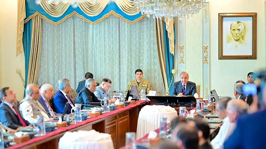Zerdari Khyber Pakhtunkhwa'da OHAL İlan Etti: Eyalet Valiye Devredildi